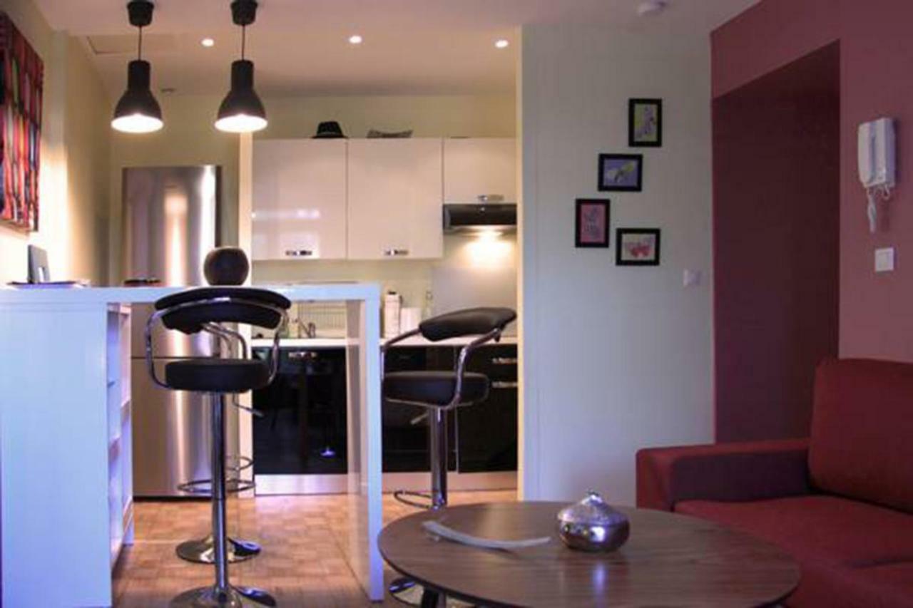 Appartement Le Chateau Mérignac Exteriér fotografie